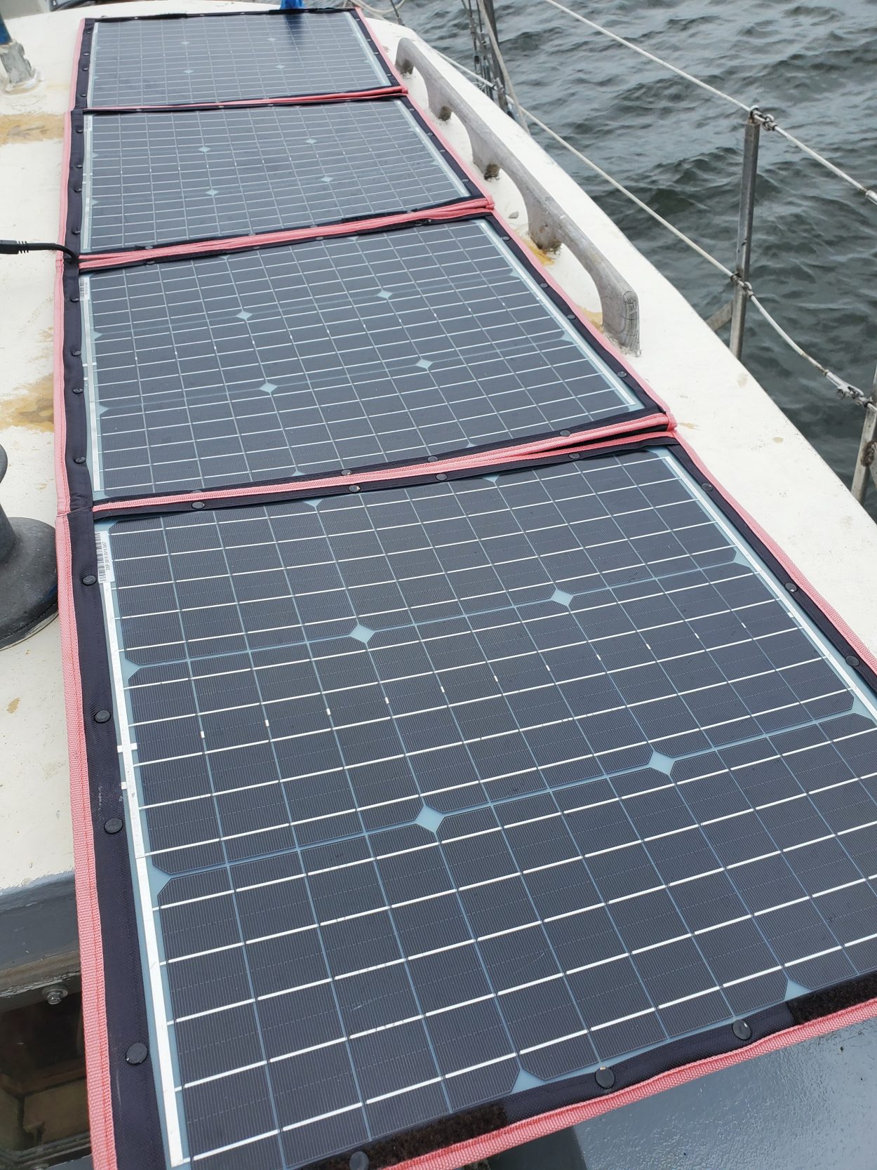 DOKIO Portable Solar Panel Kit